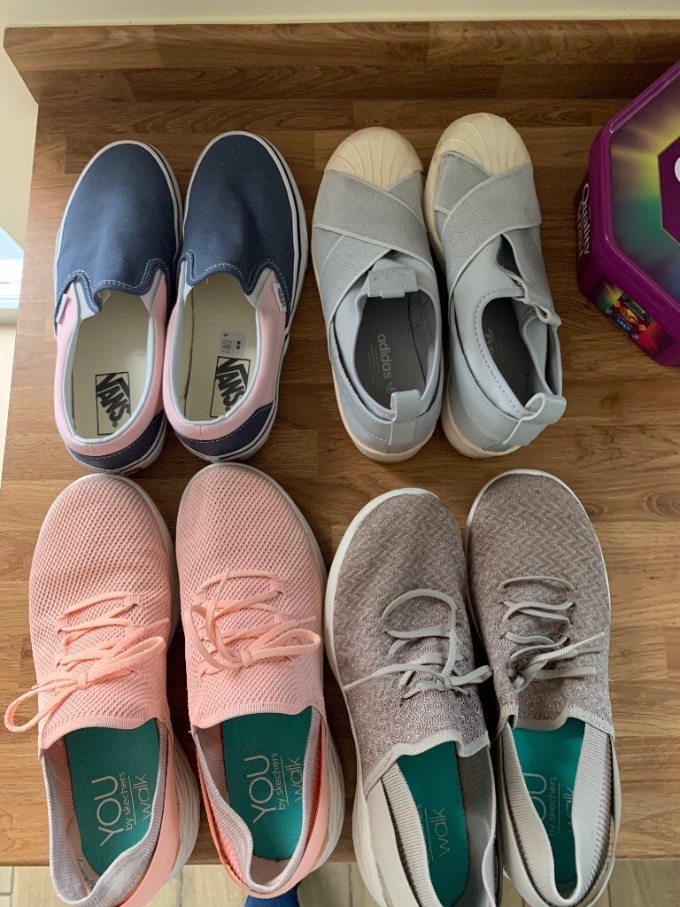 adidas pump trainers